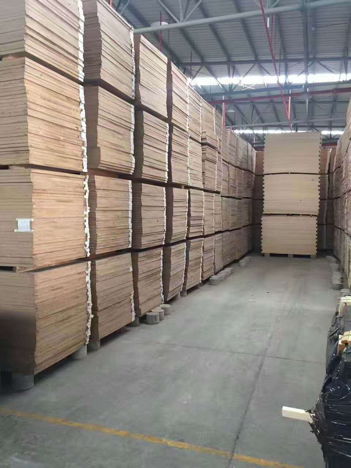 揭秘珠江钢琴木材加工厂 匠心工艺与现代包装的完美融合